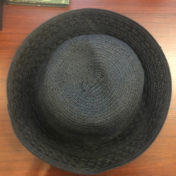 Black Hat - Picture 2 of 5